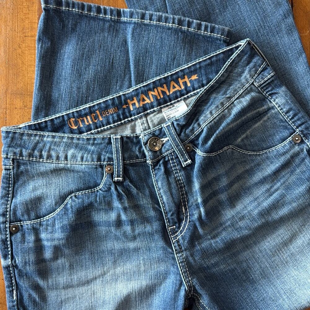 Cruel Denim Med Wash Scallop Back Hannah Jeans 30" Inseam Size 28/5